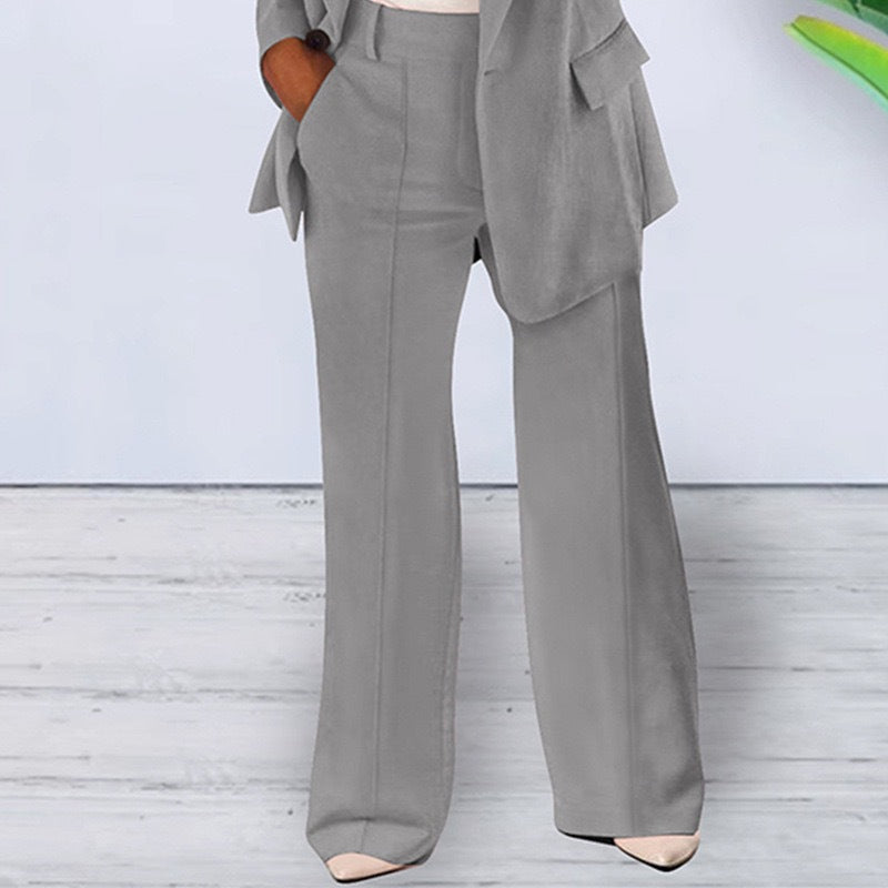 Women’s office-appropriate pantsuit set with wide trousers and tailored blazer Mune Fashion