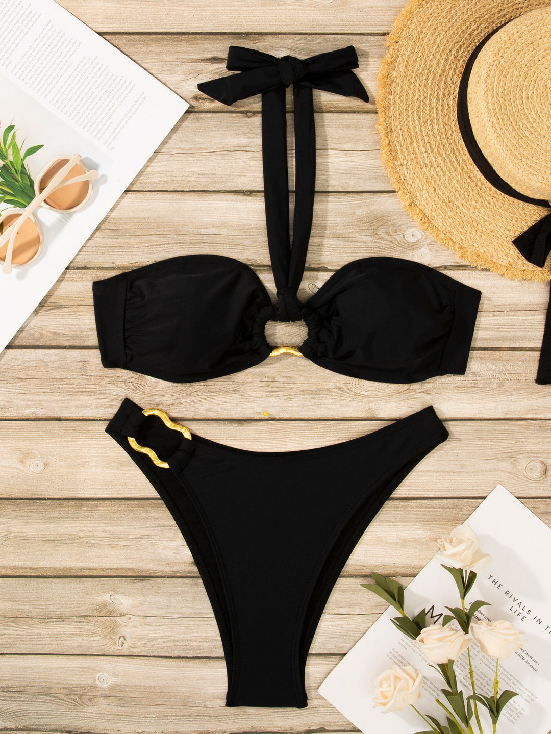 Women's bikini set with decorative ring and adjustable halter neck Mune Fashion