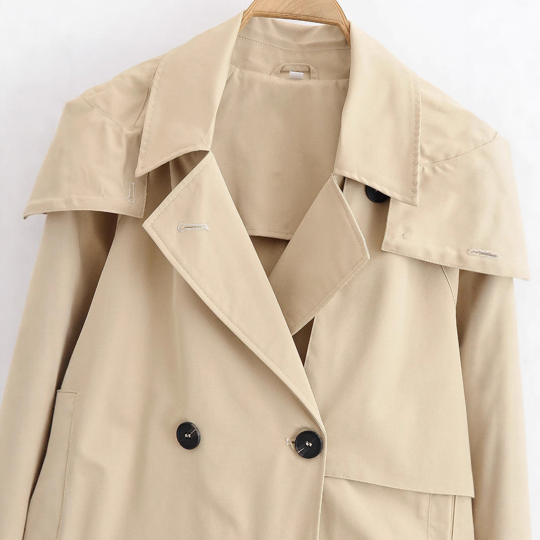 Women short jacket in trench coat style with double-breasted button placket and adjustable cuffs Mune Fashion