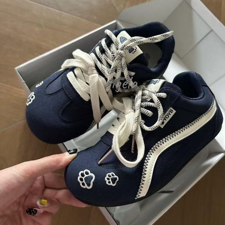 Women’s sneaker with playful animal motif and comfortable cushioning Mune Fashion