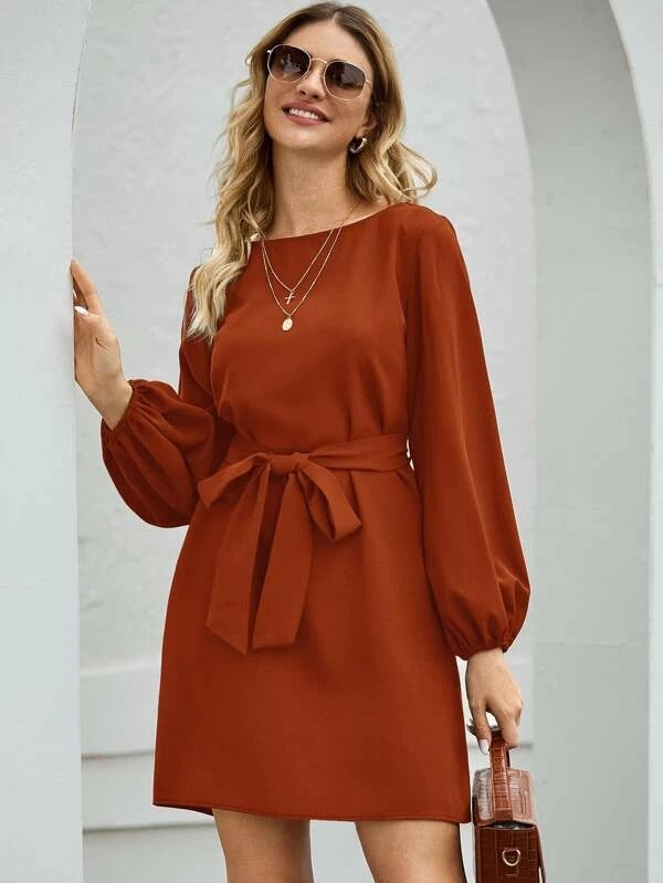 Ladies' elegant sheath dress with balloon sleeves and waist belt Mune Fashion