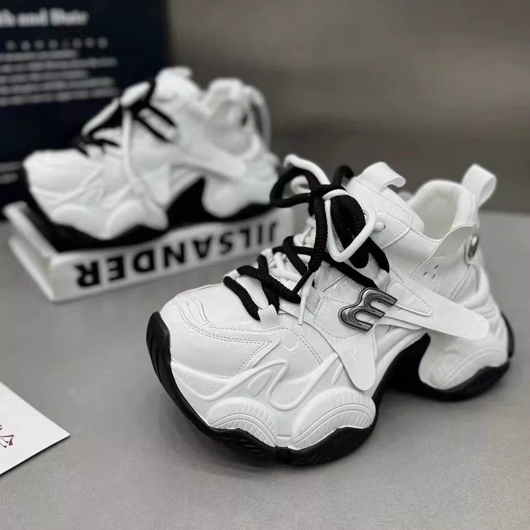 Women Trendy Chunky Sneakers with breathable mesh upper and innovative cushioning Mune Fashion