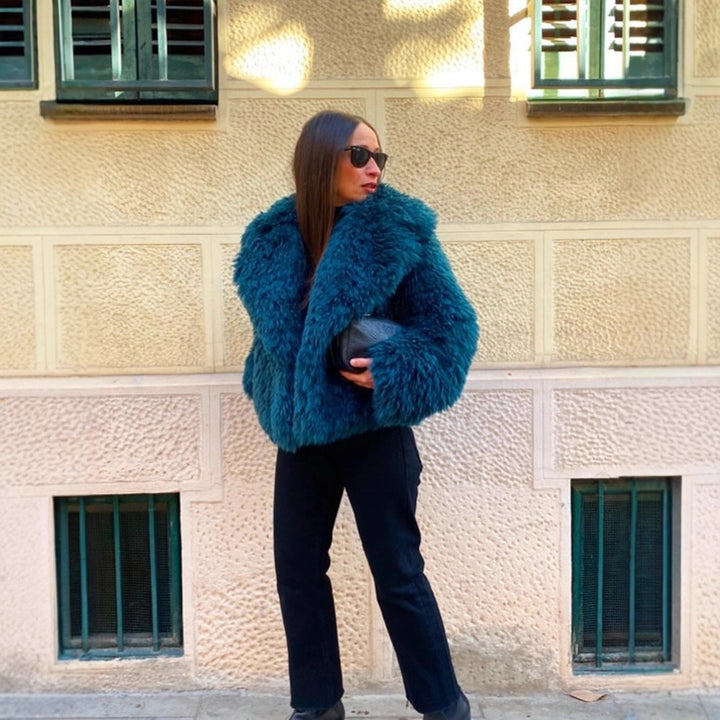 Women's Short Textured Faux Fur Coat with Voluminous Shawl Collar Mune Fashion