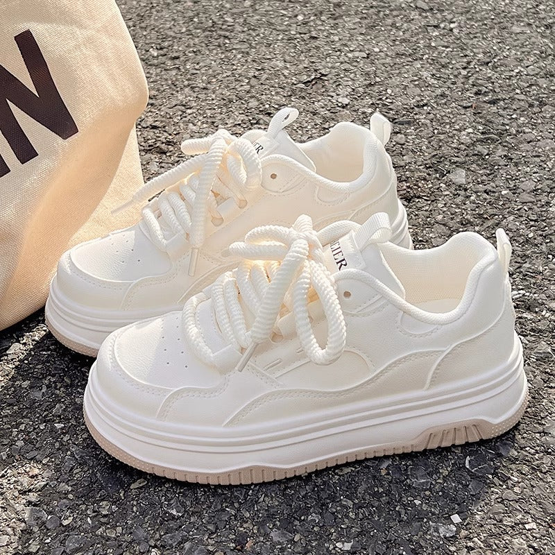 Women's Comfortable and Modern Sneakers with Optimal Cushioning Mune Fashion