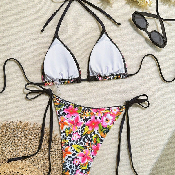 Ladies triangle bikini with lace embellishments Mune Fashion