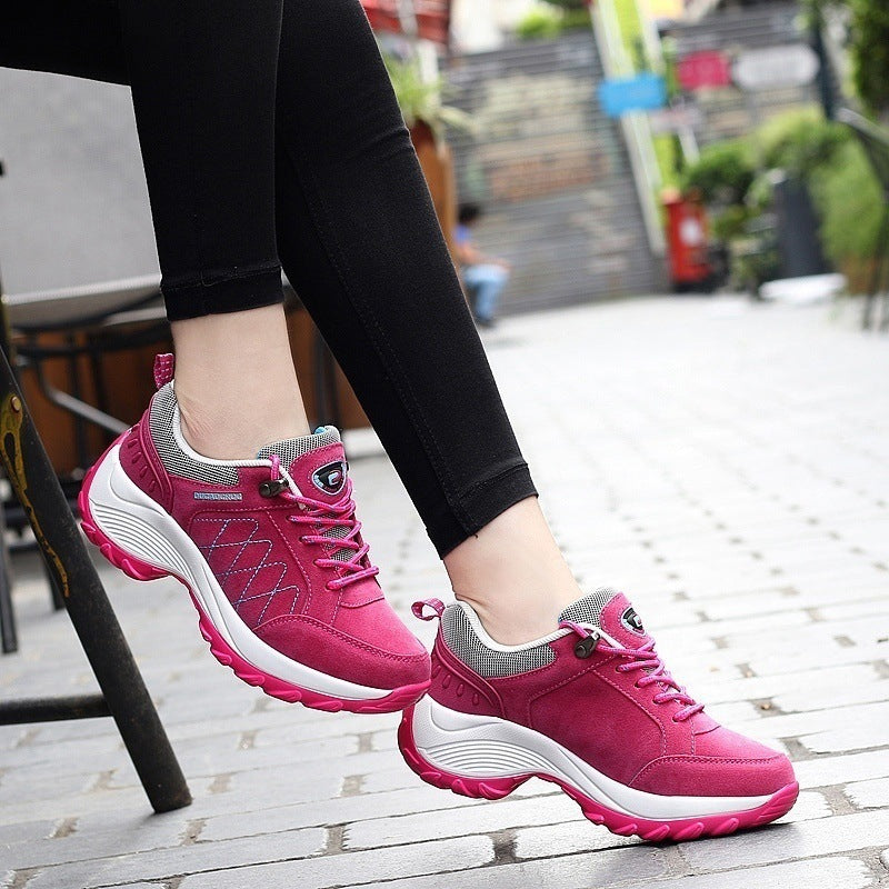 Women's Comfortable Outdoor Walking Sneakers with Reinforced Profile Sole and Padded Ankle Collar Mune Fashion