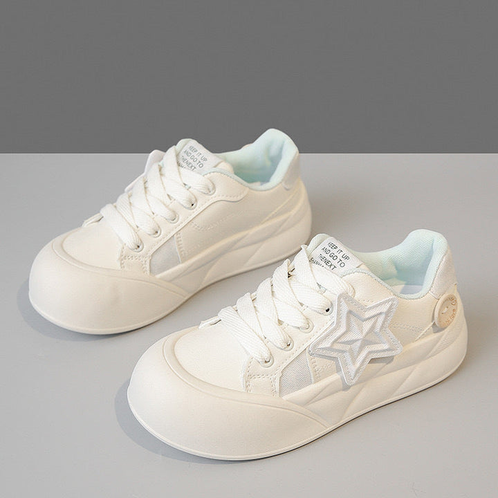 Ladies sneakers with lightweight profile and trendy star details Mune Fashion