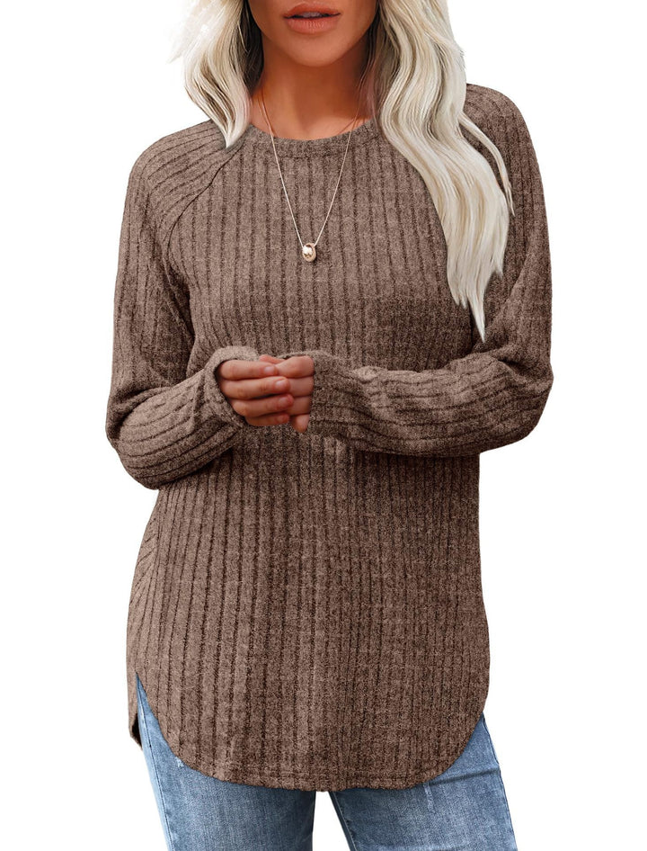 Women's ribbed knit pullover with round neckline oversized fit and side slits Mune Fashion