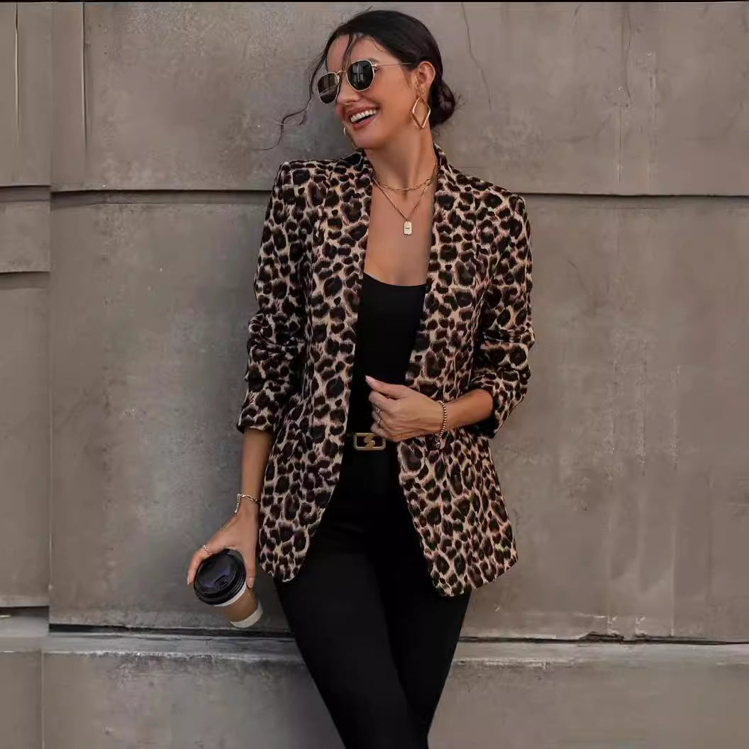 Women's Stylish Blazer In Leopard Design with Slim Fit Mune