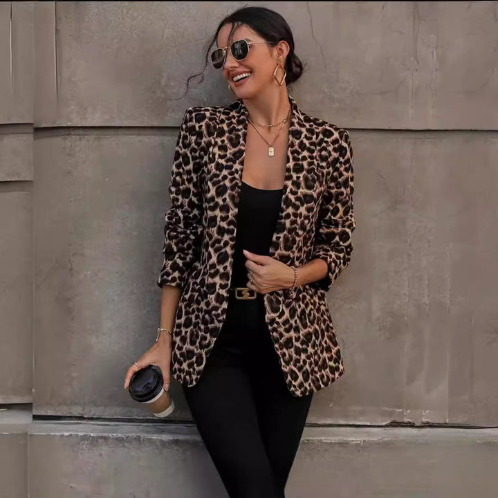 Women's Stylish Blazer In Leopard Design with Slim Fit Mune