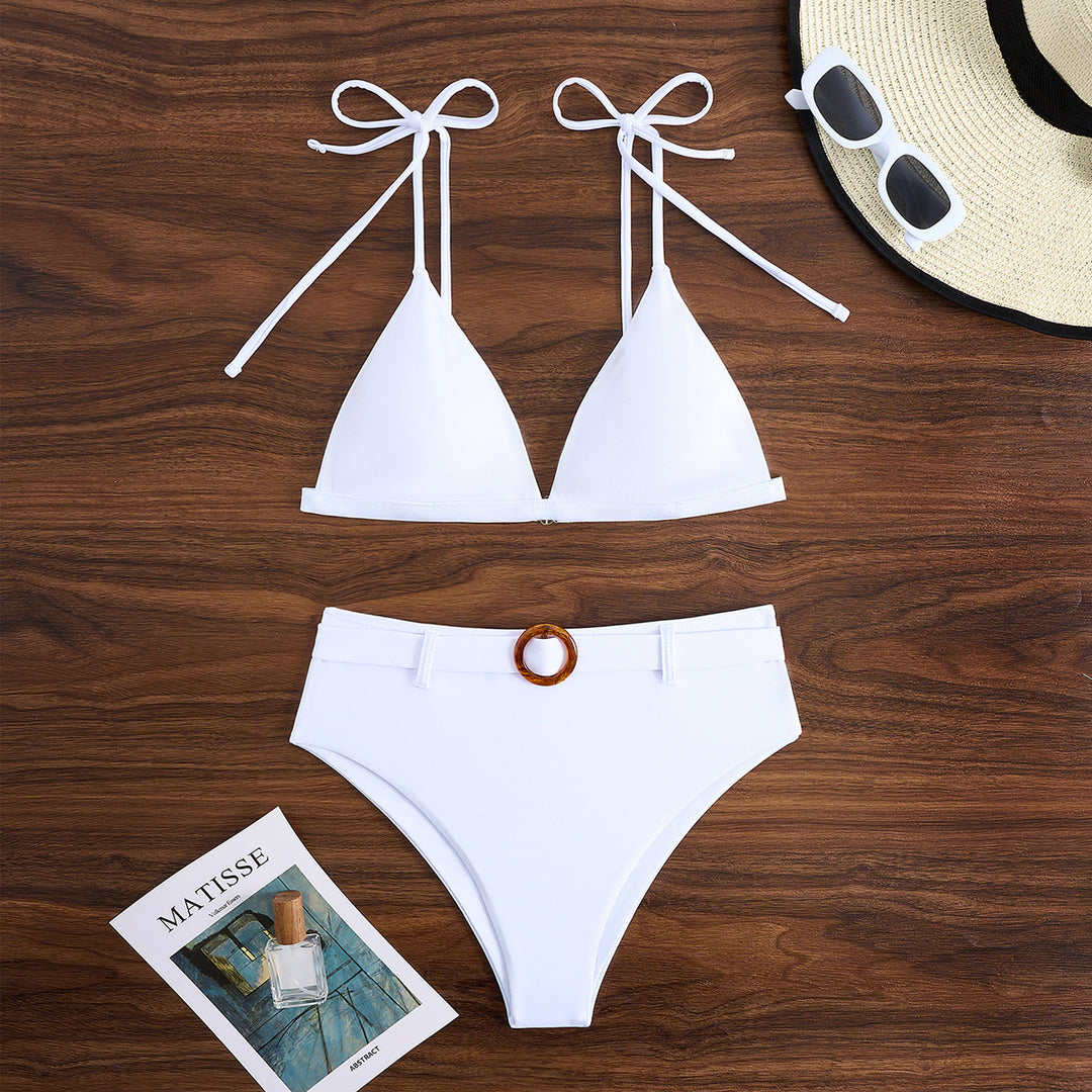 Women's triangle bikini with elegant lacing and trendy ring closure Mune Fashion
