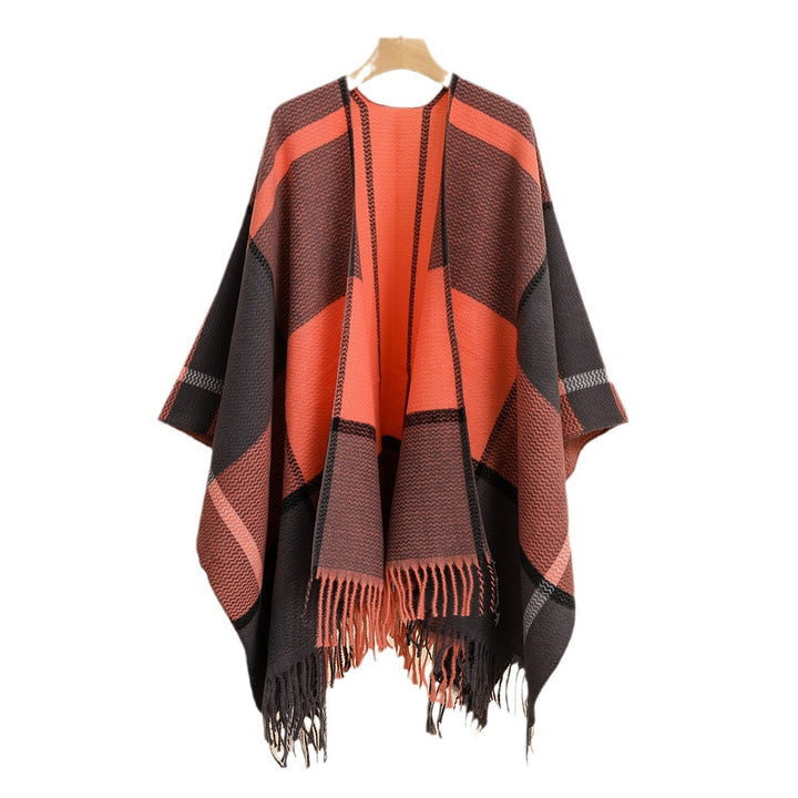 Women's Oversize Cape Poncho made of textured knit blend with V-neck, plaid pattern and fringes Mune Fashion