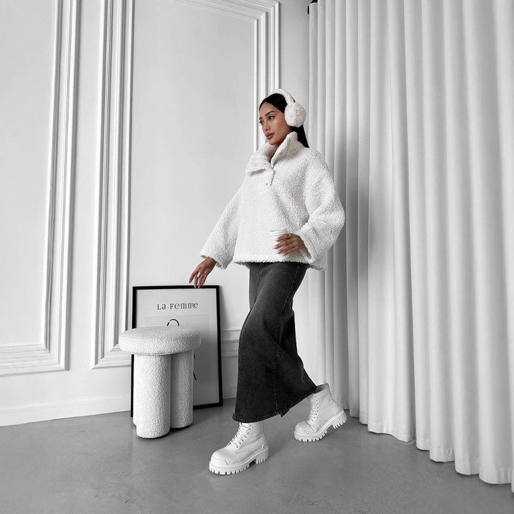 Women Oversized Teddy Sweater with Half Snap Placket and Stand Collar Mune Fashion