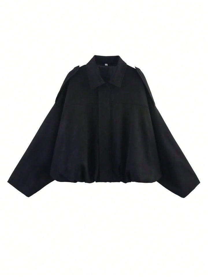 Women's loose short jacket with balloon hem, concealed closure and shoulder flaps Mune Fashion
