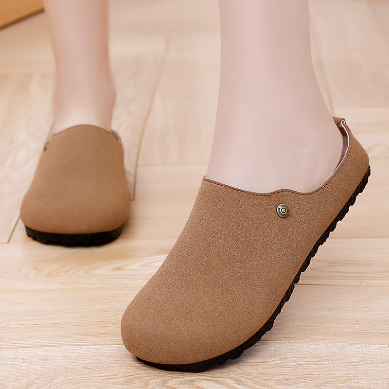 Women’s lightweight slip-on clog with ergonomic footbed and non-slip profile sole Mune Fashion