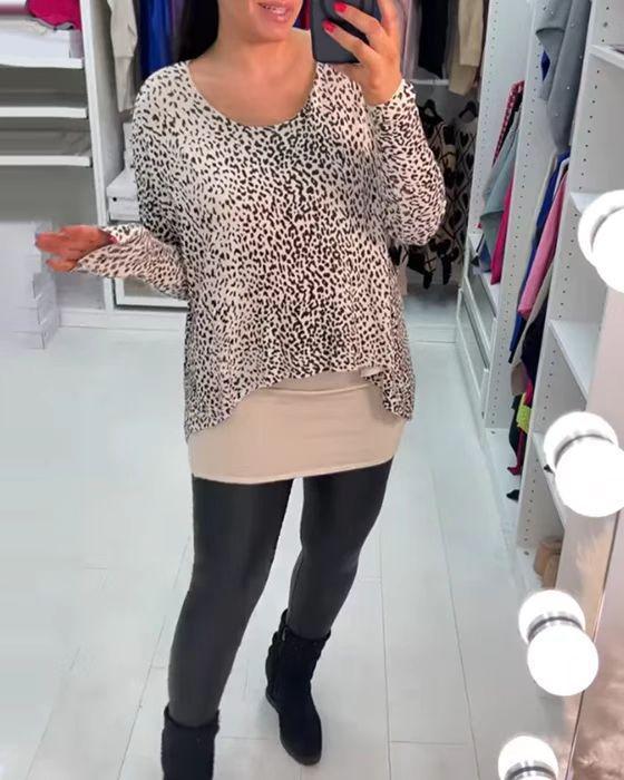 Women loose-fitting tunic long sleeve with leopard print, rounded hem and layered look Mune Fashion
