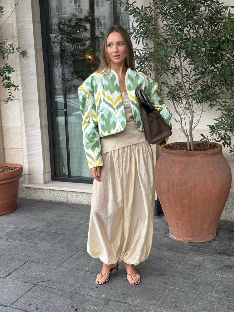 Women’s short jacket with Ikat pattern, boxy silhouette, and light cotton blend Mune Fashion