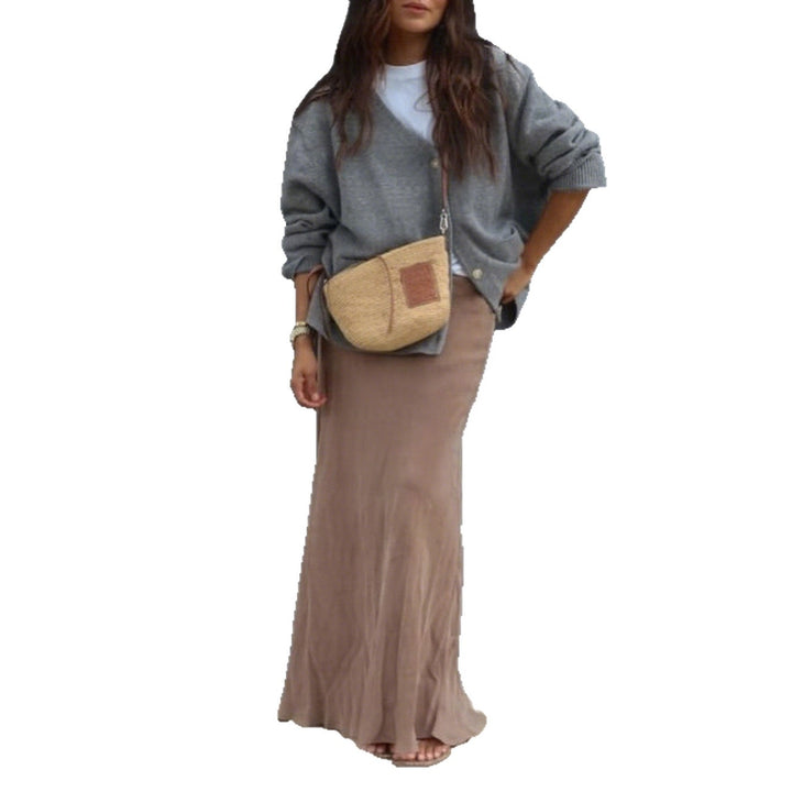Women's elegant maxi skirt in bias cut with flowing satin look and slim silhouette Mune Fashion