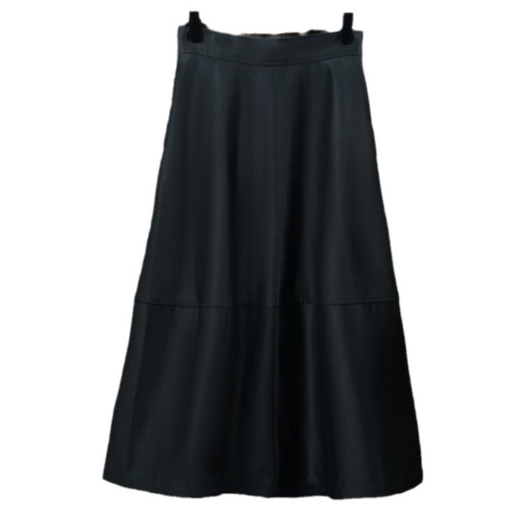 Ladies Elegant, Swinging Leather Skirt Mune Fashion