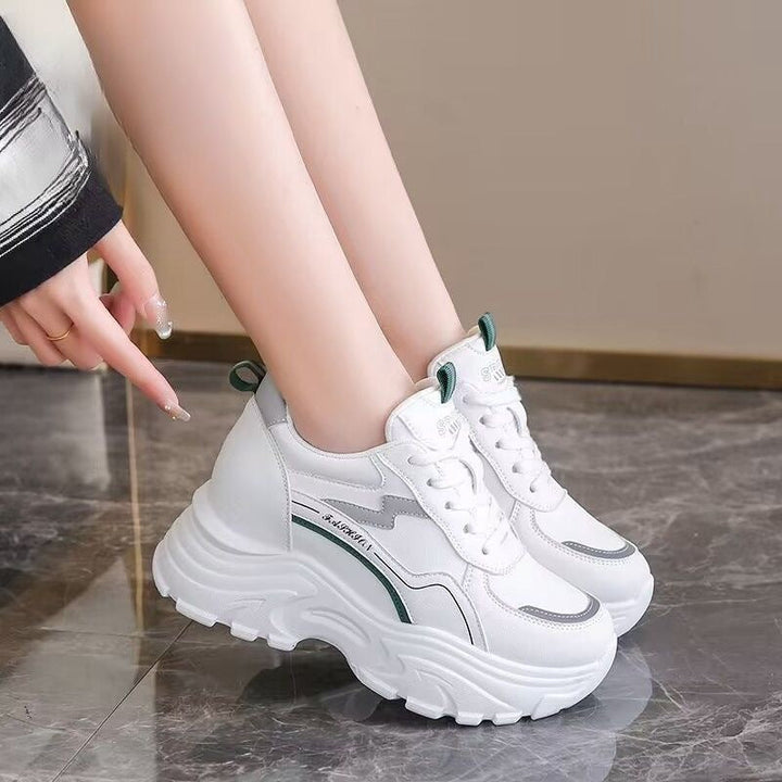 Women's Sporty Sneakers with Elastic Upper and Padded Sole Mune Fashion