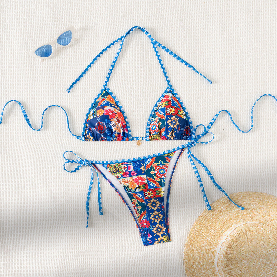 Women's triangle bikini with floral pattern and ruching Mune Fashion
