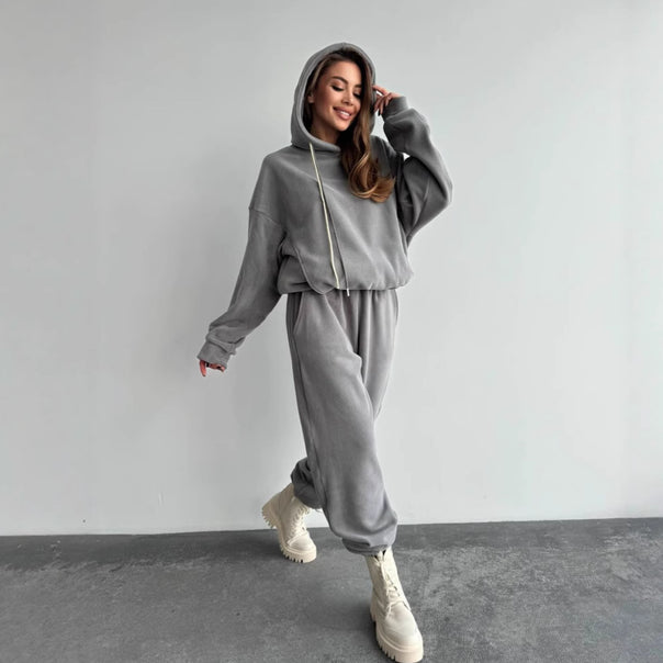 Women's Oversized Fleece Hoodie with Hood and Tailored Tapered Jogging Pants Mune Fashion