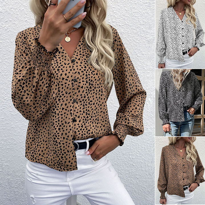Women's lightweight blouse with V-neck, continuous button placket, and ruffled cuffs Mune Fashion