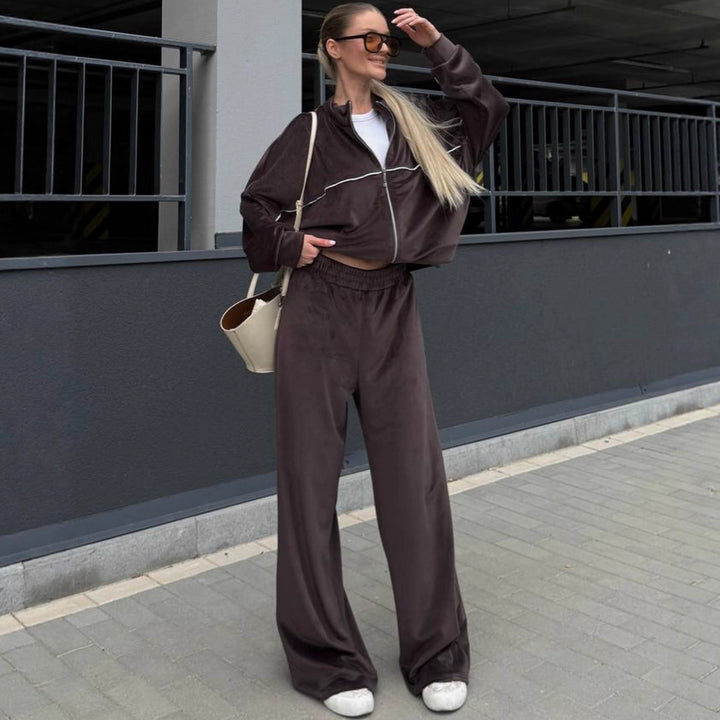 Women's modern velvet two-piece with short stand-up collar zip and flowing high-cut palazzo pants Mune Fashion
