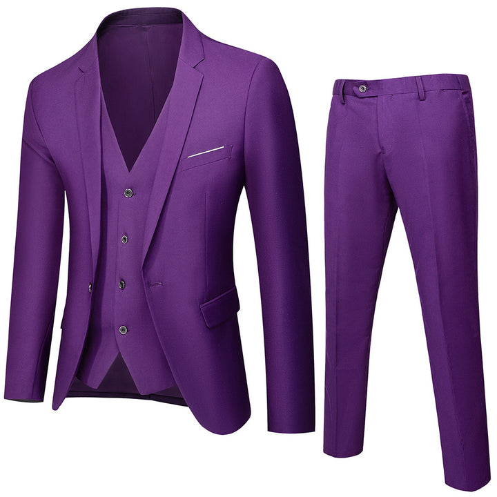 Men's three-piece business suit set with tailored single-breasted jacket, slim fit waistcoat, and elegantly cut suit pants Mune Fashion