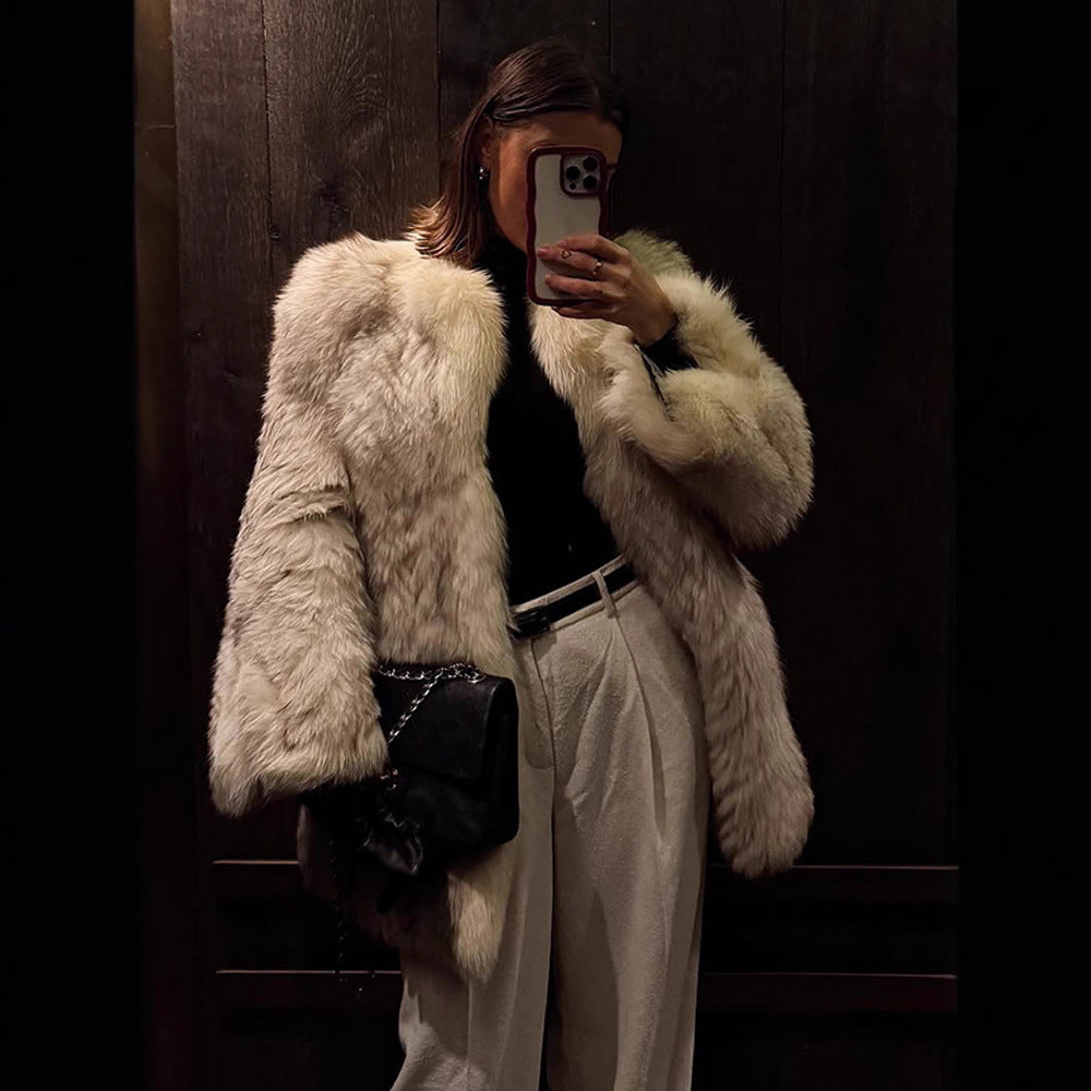 Women's Boxy Faux Fur Jacket with Textured Shag Look and Voluminous Shawl Collar Mune Fashion