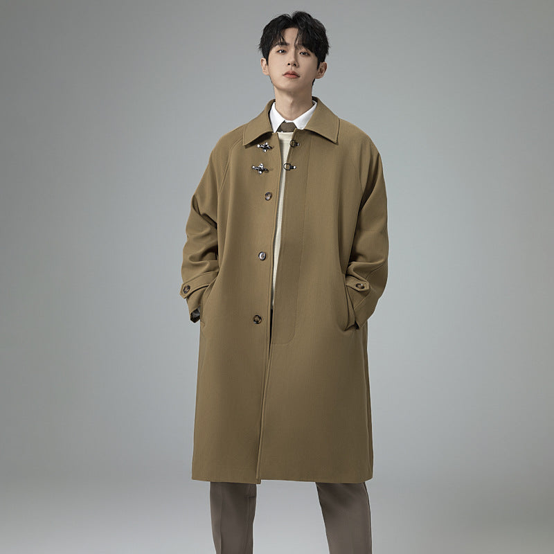 Men's long-cut coat in modern duffle style with toggle fastenings and striped interior lining Mune Fashion