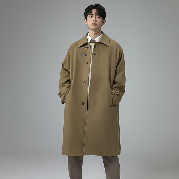 Men's long-cut coat in modern duffle style with toggle fastenings and striped interior lining Mune Fashion