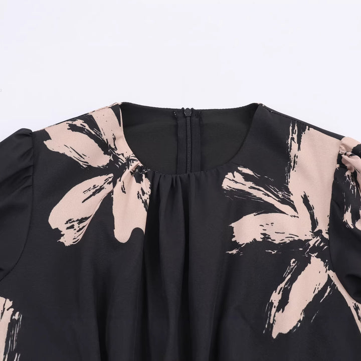 Ladies' midi dress with floral all-over pattern, waist cut-out and layered ruffles Mune Fashion