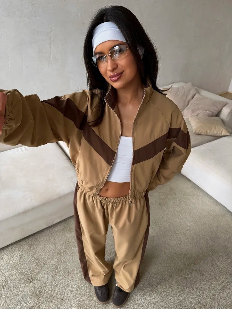 Women Two-Piece Track Set with Cropped Windbreaker and Wide Jogger Mune Fashion