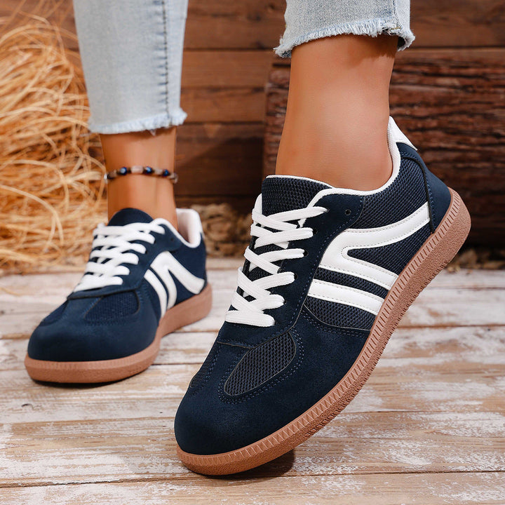 Ladies sporty sneakers made of high-quality suede with breathable sole Mune Fashion