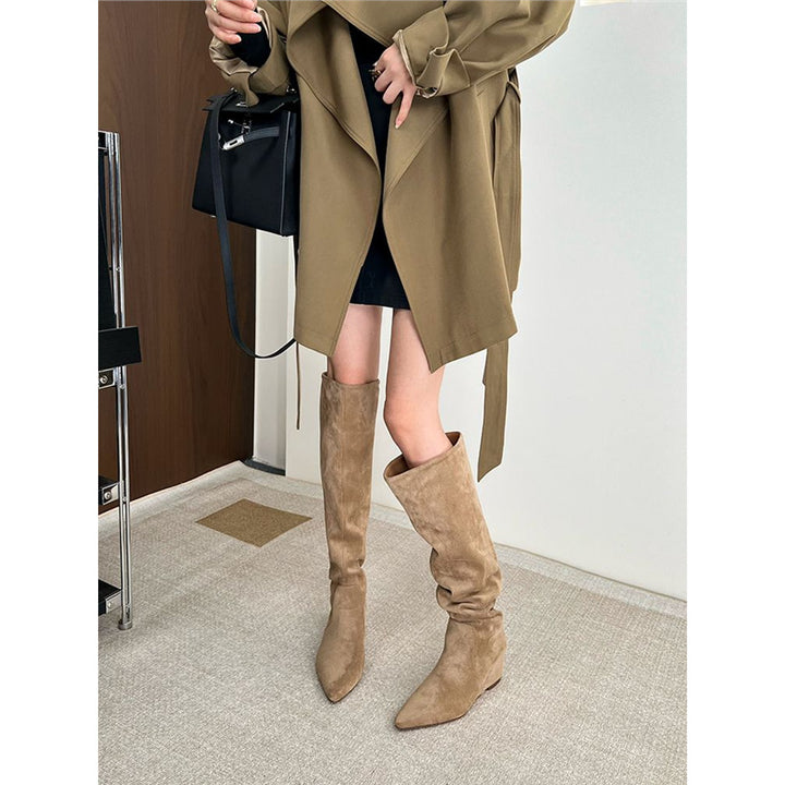 Women's knee-high slouch boots made of suede with pointed toe Mune Fashion