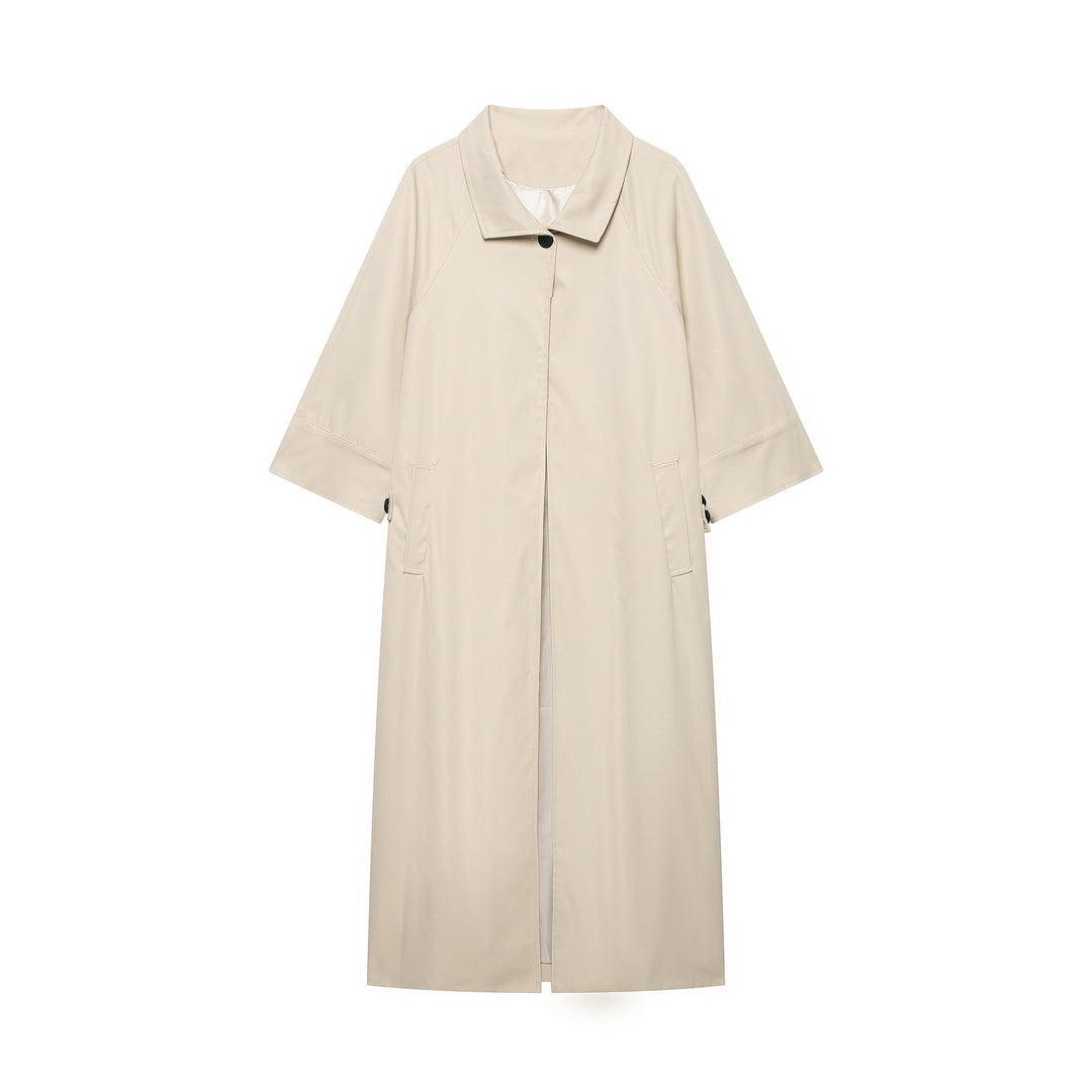 Women 10+ lighter oversized cape coat with three-quarter sleeves and concealed button placket Mune Fashion