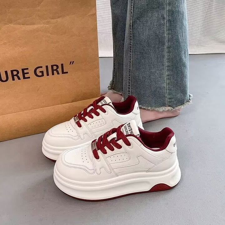 Women's Sporty Sneakers with Ergonomic Cushioning and Modern Design Mune Fashion