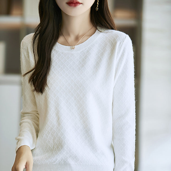 Women's Casual Fine Knit Sweater with Subtle Diamond Pattern and Ribbed Cuffs Mune Fashion