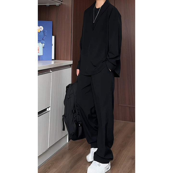 Men's loosely cut two-piece leisure set with deep V-neck overshirt and wide pleated trousers Mune Fashion