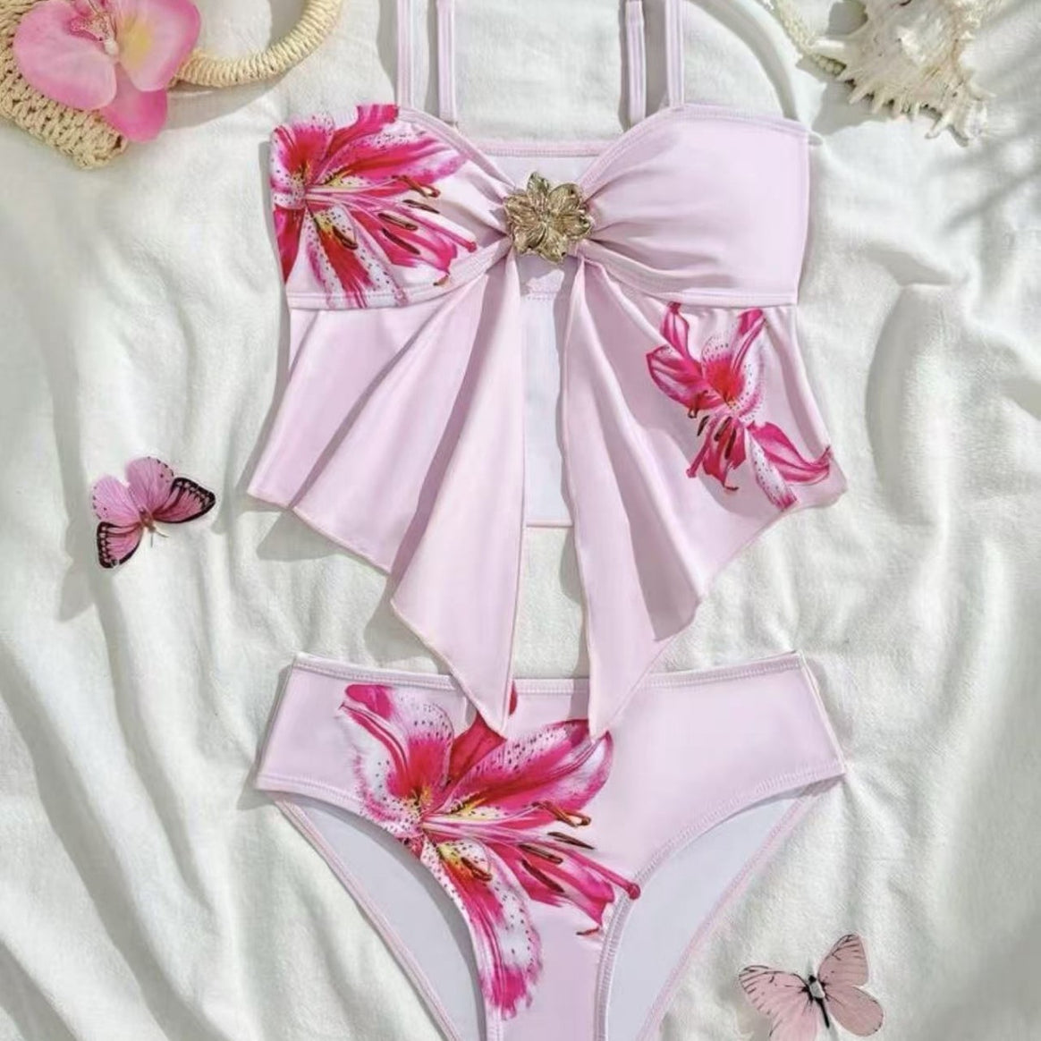 Women's bikini set with floral wrap detail and elegant flower applique Mune Fashion
