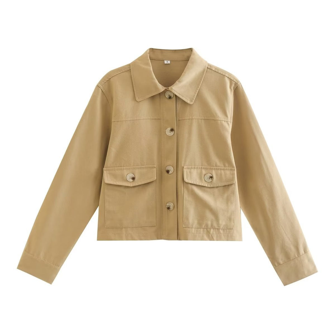 Women's short utility jacket with shirt collar and patch pockets Mune Fashion