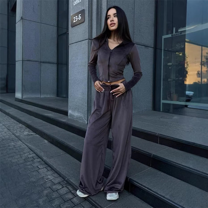 Women's Lounge Set with tailored hooded jacket and extra wide palazzo jogging pants Mune Fashion