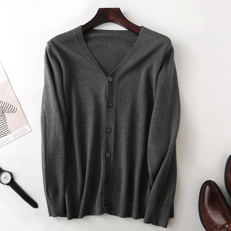 Men's fine V-neck cardigan made of lightweight fine knit with ribbed hem Mune Fashion