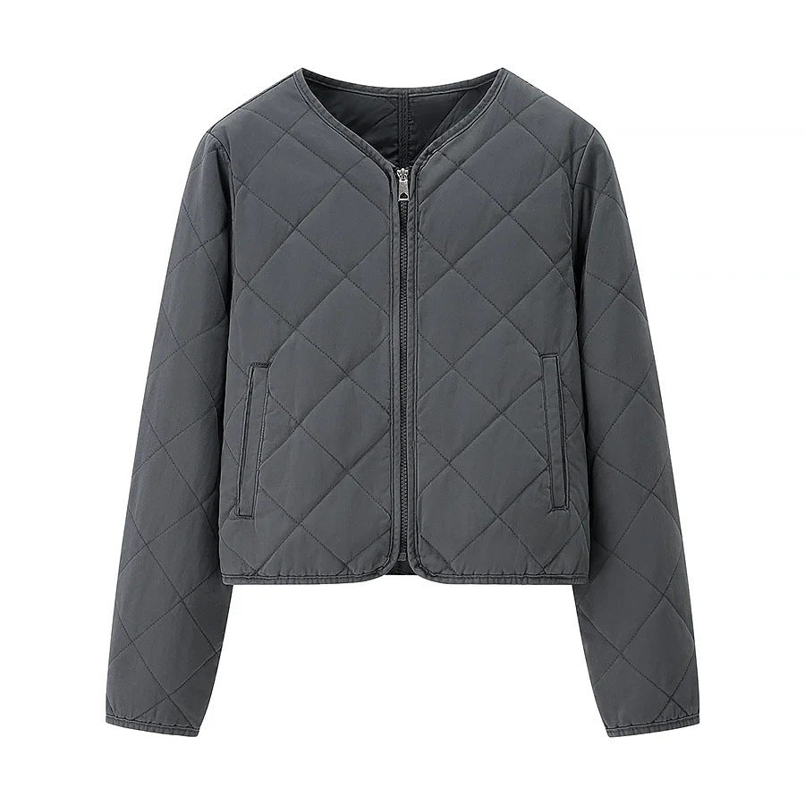 Women's short jacket in boxy cut with diamond quilting, rounded hem and concealed zipper Mune Fashion