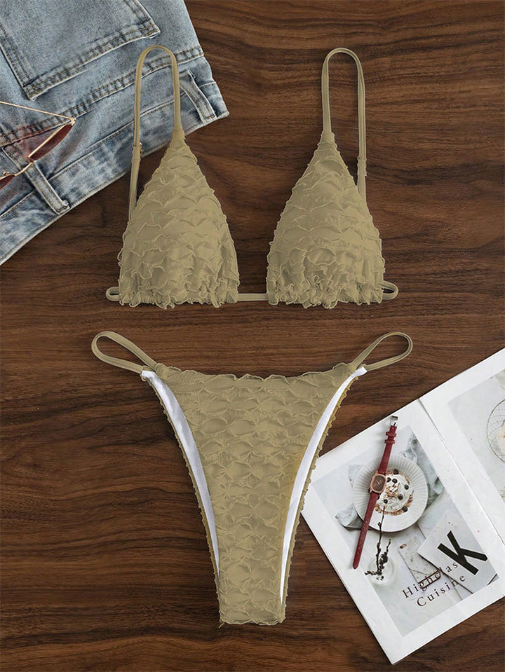 Women's triangle bikini with wave-shaped ruffles