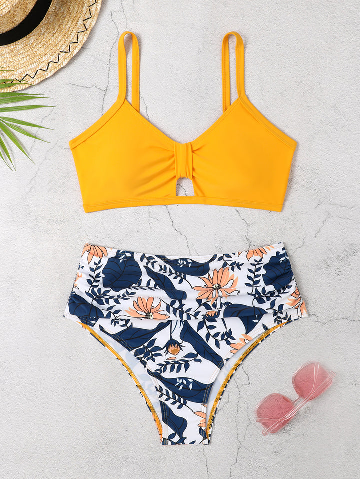 Women’s bikini set with floral high waist and stylish knot Mune Fashion