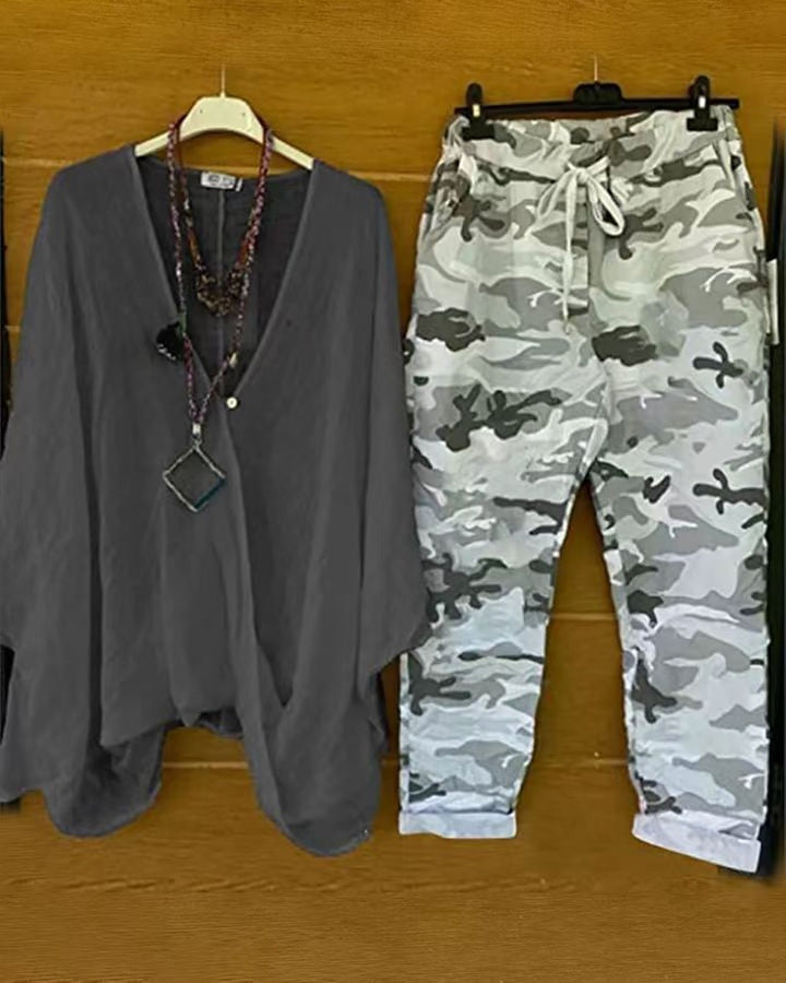 Women's two-piece outfit consisting of flowing kimono top and camouflage jogging pants Mune Fashion