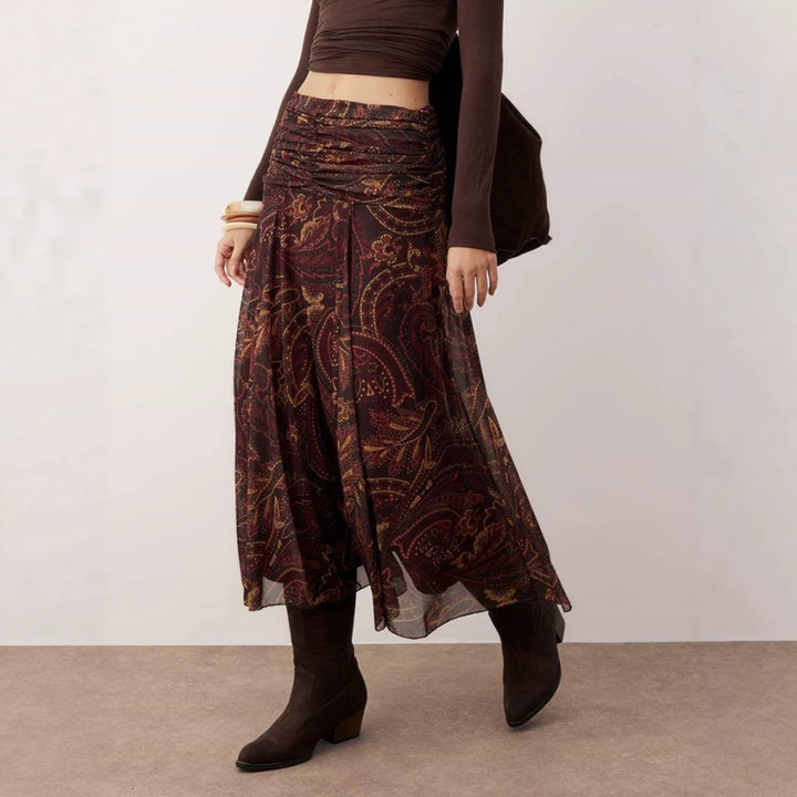 Women’s midi skirt in boho style with gathered waistband and paisley print Mune Fashion