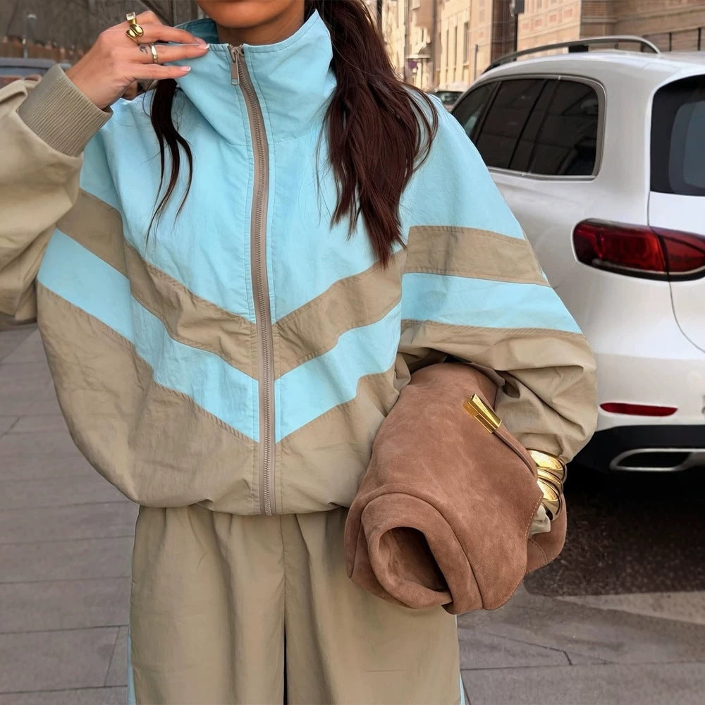 Women's Oversized Tracksuit Set with Stand Collar and Contrast Stripes Mune Fashion